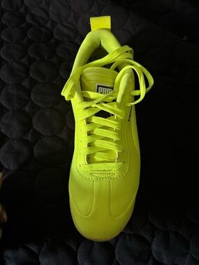 Puma Neon Yellow Low-Top Lace Sneaker